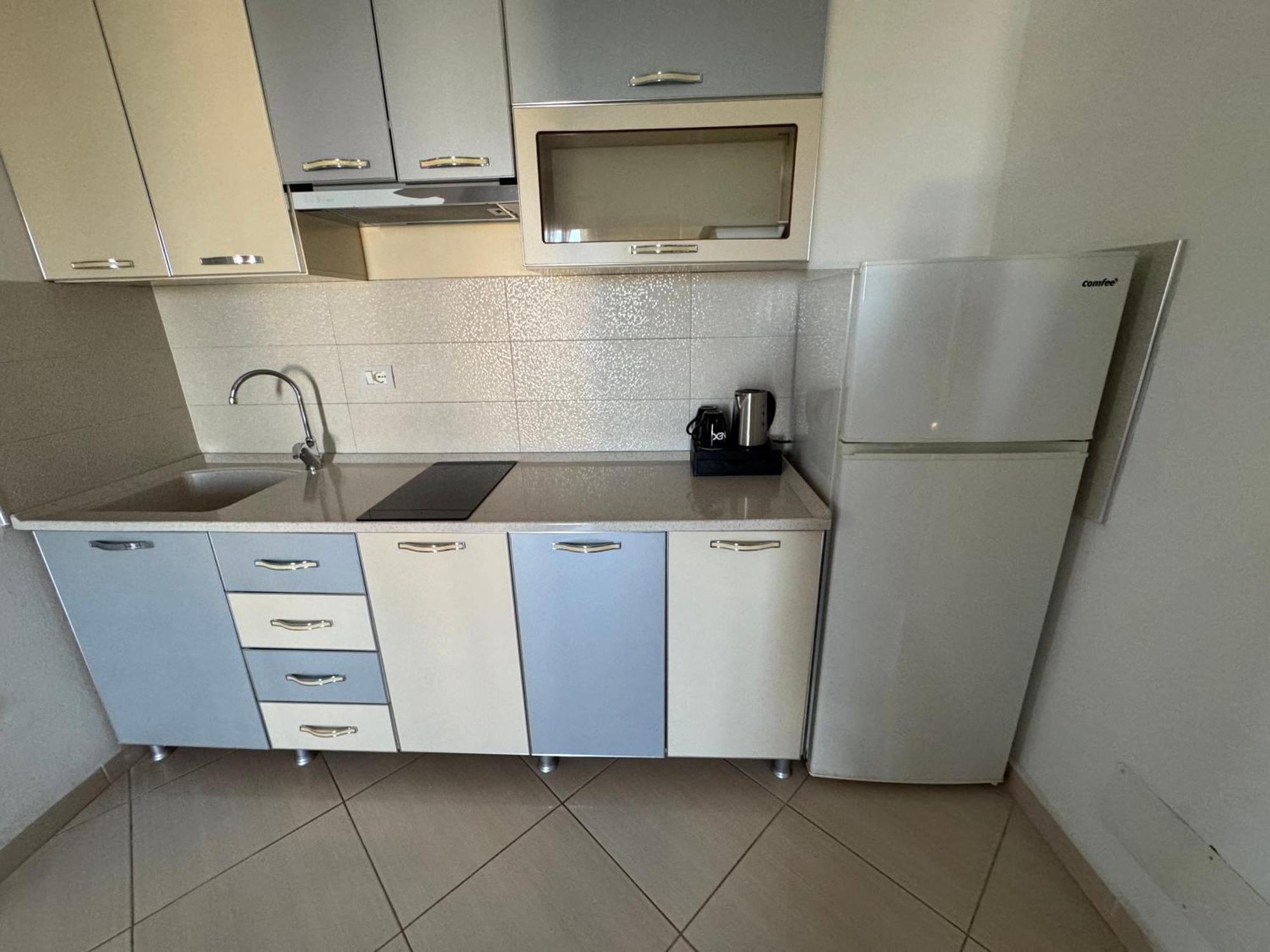 Kunevain Guest House Lezhë Екстериор снимка